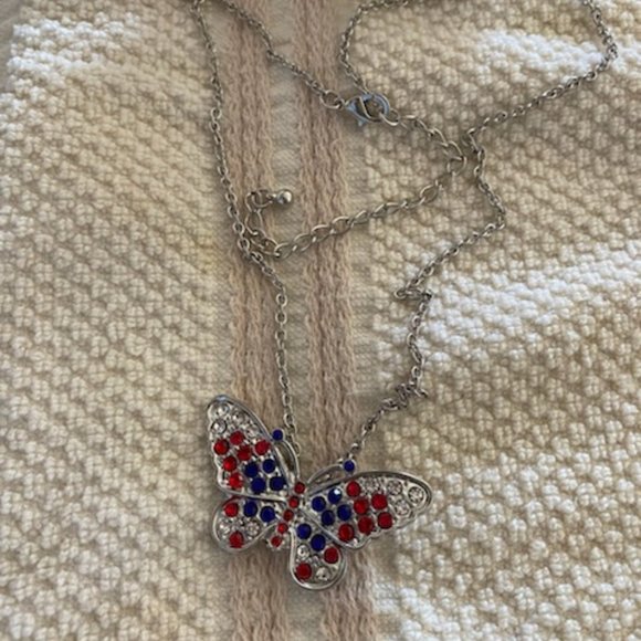 NIB * SILVER-tone BUTTERFLY necklace w RED * BLUE * WHITE CZs * chain w/extender - Picture 3 of 6